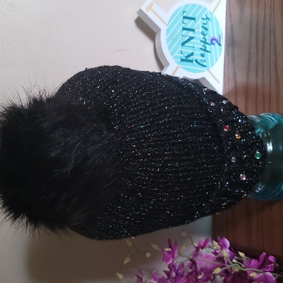 New handmade lurex yarn rhinestones pompom beanie - Picture 4 of 5
